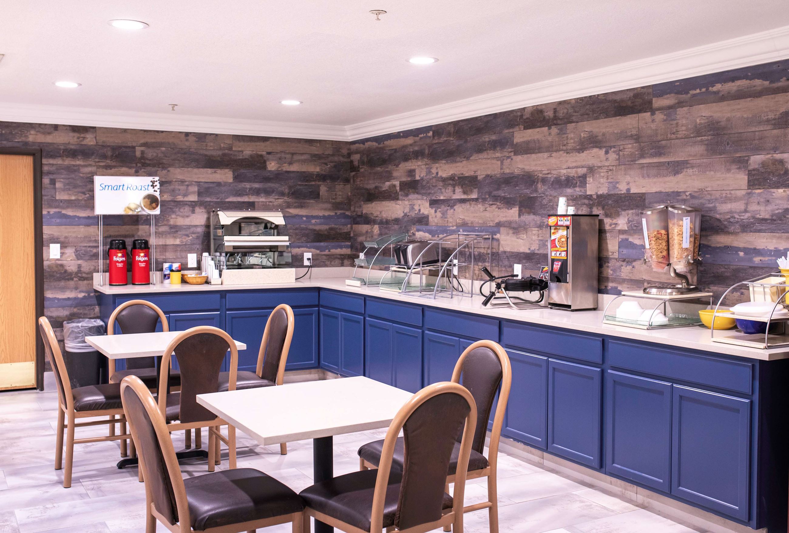 Sure Stay Dining Area - 2020